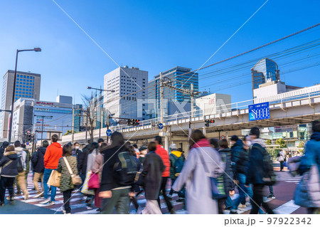 日本の川崎都市景観 お正月。コロナ禍…川崎駅前東の交差点などを望む=1月3日 日本の川崎都市景観 お正月。コロナ禍…川崎駅前東の交差点などを望む=1月3日 97922342