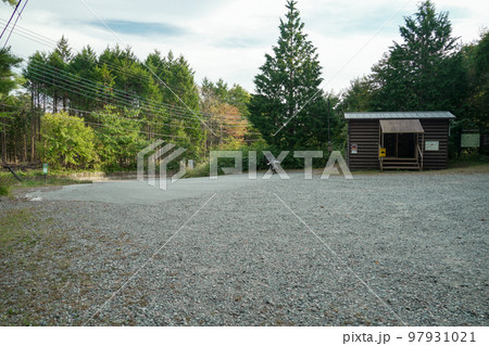 山梨県_茅ヶ岳_深田記念公園登山口 山梨県_茅ヶ岳_深田記念公園登山口 97931021