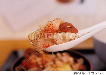 にんにく丼(青森県) にんにく丼(青森県) 97942572