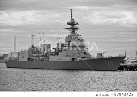 停泊中の戦艦 停泊中の戦艦 97943428