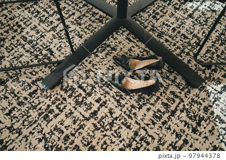 various various 97944378