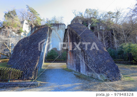大谷公園　大谷石採掘場跡／栃木県宇都宮市 97948328