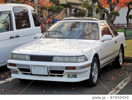 自動車イメージ　トヨタ2代目ソアラ 97950450