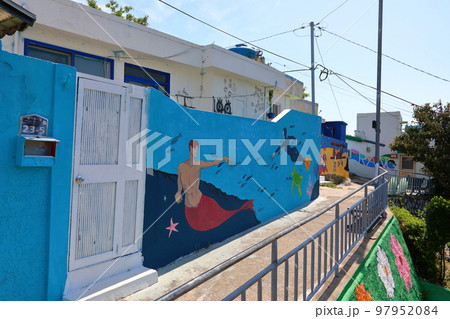 統営 壁画 村 97952084