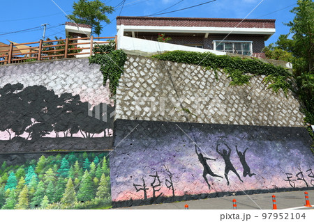 統営 壁画 村 97952104