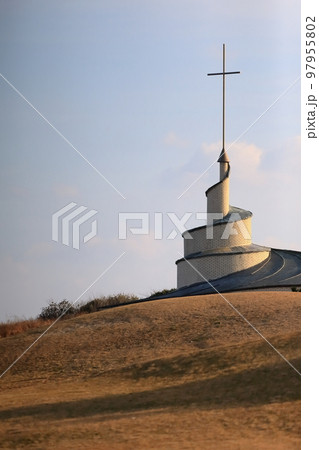 丘の上のチャペル　イメージ 97955802