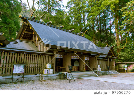 天岩戸神社の本殿 天岩戸神社の本殿 97956270