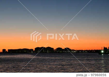 千葉港夕景 97960056
