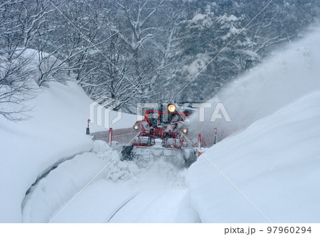 米坂線 羽前松岡ー伊佐領 JR東日本 DD14-317+DE10-1680(長岡) 特雪 米坂線 羽前松岡ー伊佐領 JR東日本 DD14-317+DE10-1680(長岡) 特雪 97960294