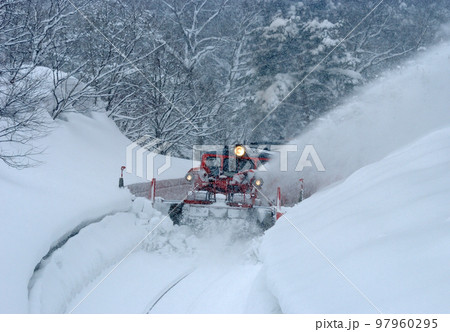 米坂線 羽前松岡ー伊佐領 JR東日本 DD14-317+DE10-1680(長岡) 特雪 米坂線 羽前松岡ー伊佐領 JR東日本 DD14-317+DE10-1680(長岡) 特雪 97960295
