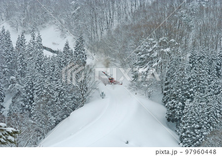 米坂線 羽前松岡ー伊佐領 JR東日本 DD14-317+DE10-1680(長岡) 特雪 米坂線 羽前松岡ー伊佐領 JR東日本 DD14-317+DE10-1680(長岡) 特雪 97960448