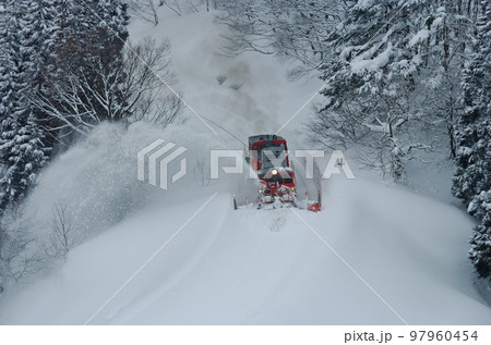 米坂線 羽前松岡ー伊佐領 JR東日本 DD14-317+DE10-1680(長岡) 特雪 米坂線 羽前松岡ー伊佐領 JR東日本 DD14-317+DE10-1680(長岡) 特雪 97960454