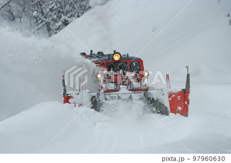 米坂線 羽前松岡ー伊佐領 JR東日本 DD14-317+DE10-1680(長岡) 特雪 米坂線 羽前松岡ー伊佐領 JR東日本 DD14-317+DE10-1680(長岡) 特雪 97960630