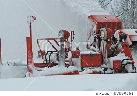 米坂線 羽前松岡ー伊佐領 JR東日本 DD14-317+DE10-1680(長岡) 特雪 米坂線 羽前松岡ー伊佐領 JR東日本 DD14-317+DE10-1680(長岡) 特雪 97960662