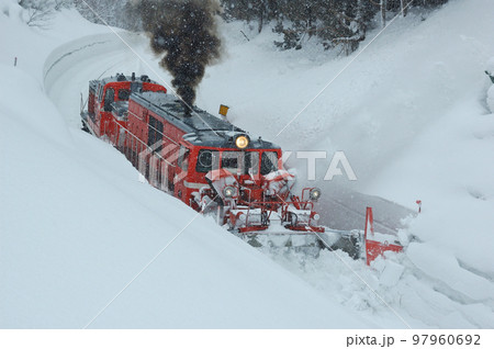 米坂線 羽前松岡ー伊佐領 JR東日本 DD14-317+DE10-1680(長岡) 特雪 米坂線 羽前松岡ー伊佐領 JR東日本 DD14-317+DE10-1680(長岡) 特雪 97960692