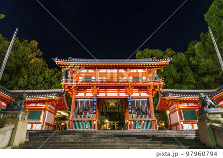 京都　八坂神社　西楼門 97960794