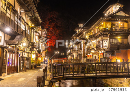 山形県 銀山温泉・ライトアップ 山形県 銀山温泉・ライトアップ 97961958