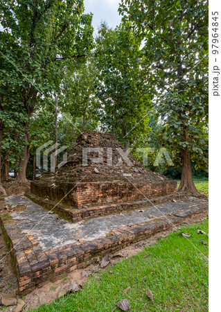 仏教寺院跡_チェンセーン遺跡8-C　タイ王国チェンライ 97964845