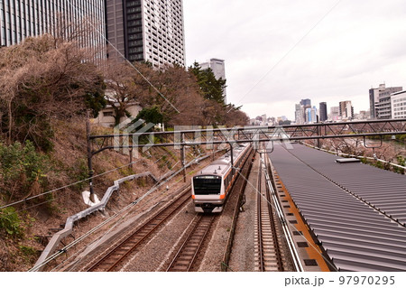 JR東　飯田橋駅　 97970295