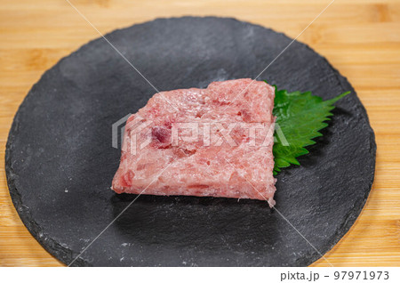 マグロのたたき マグロのたたき 97971973