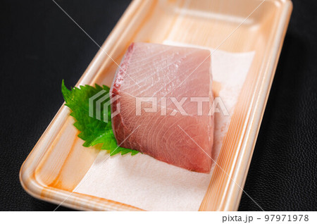 鮮度がいい天然ブリ 鮮度がいい天然ブリ 97971978