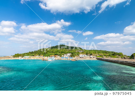 大神島・沖縄県宮古島・神の宿る島 97975045