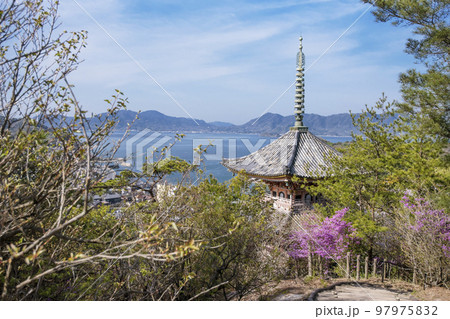 潮音山向上寺 生口島 広島尾道観光スポット 瀬戸内海国立公園 潮音山向上寺 生口島 広島尾道観光スポット 瀬戸内海国立公園 97975832