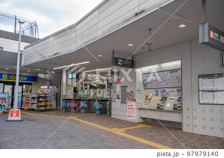 東急電鉄大井町線荏原町駅 東急電鉄大井町線荏原町駅 97979140