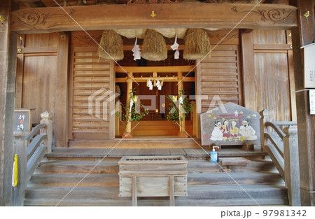 万九千神社 97981342
