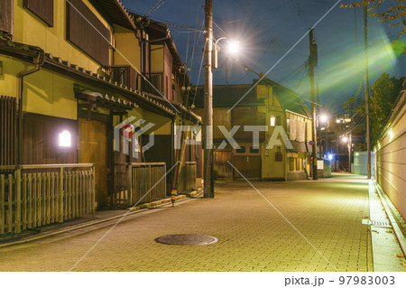 京都祇園　真夜中の花見小路 97983003
