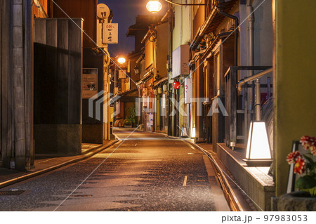 京都 先斗町・夜の歓楽街 京都 先斗町・夜の歓楽街 97983053