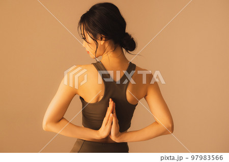 ホットヨガイメージ ホットヨガイメージ 97983566