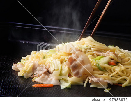 焼きそば　　スタジオ撮影　　イメージ 97988832