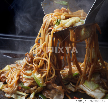 焼きそば　　スタジオ撮影　　イメージ 97988835
