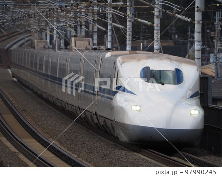 新幹線N700S H1編成 大津市瀬田付近にて 新幹線N700S H1編成 大津市瀬田付近にて 97990245