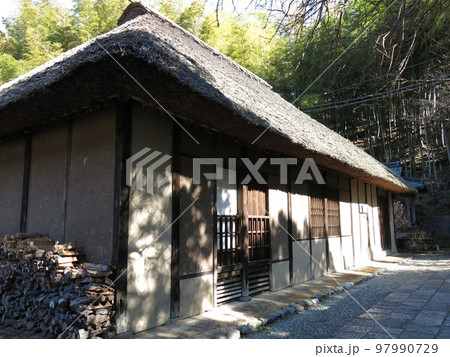 鎌倉市の龍宝寺にある旧石井家住宅 97990729