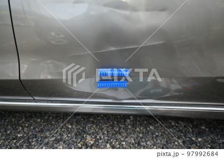 車のへこみ補修 97992684