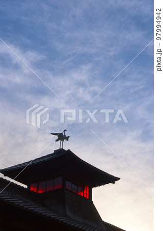 愛媛県松山市の観光名所「道後温泉」にある重要文化財「道後温泉本館」 97994942