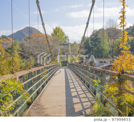 吊り橋 97999653