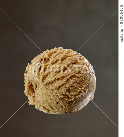 caramel ice cream ball 98006158