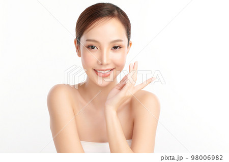 Beautiful young asian woman with clean fresh skin on white background, Face care, Facial treatment, Cosmetology, beauty and spa, Asian women portrait. 98006982