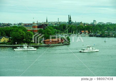 北欧のベニスと呼ばれるストックホルムの港湾風景 北欧のベニスと呼ばれるストックホルムの港湾風景 98007438