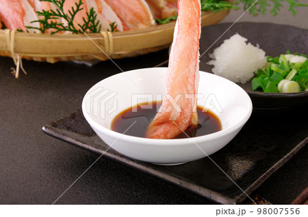 おいしいカニ鍋のイメージ 98007556