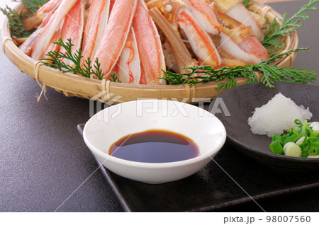 おいしいカニ鍋のイメージ 98007560