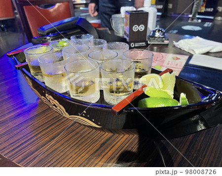 テキーラ船 98008726