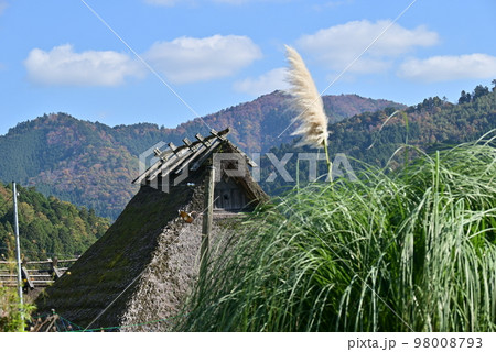 美山かやぶきの里 98008793