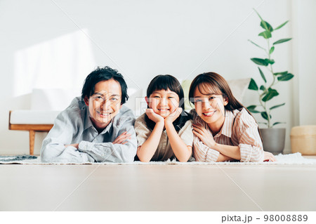 若い家族 若い家族 98008889