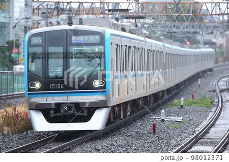 通勤電車 東京メトロ東西線15000系 98012371