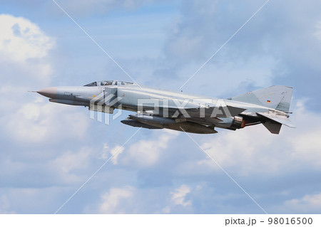 ドイツ空軍F-4FファントムⅡ離陸 ドイツ空軍F-4FファントムⅡ離陸 98016500