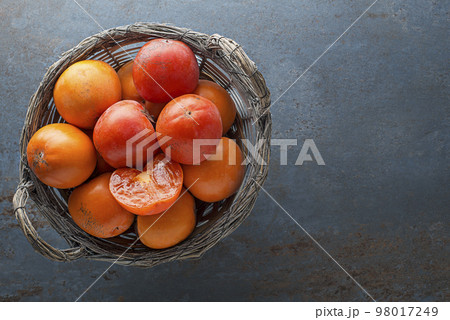 Persimmon fruit 98017249